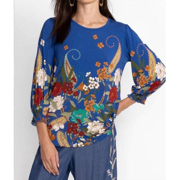 NEW JOHNNY WAS tee bee smocked sleeve tee in blue - Picture 2 of 6